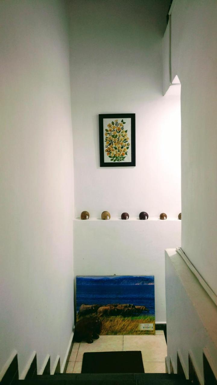 Villa Two Residence Dehiwala-Mount Lavinia Bagian luar foto